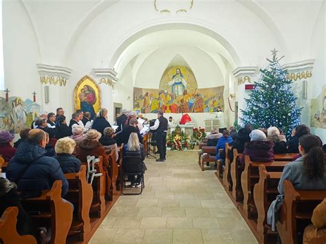 Tematické foto: Vianočná bohoslužba v kostole