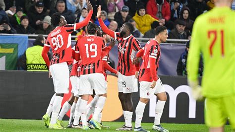 Ilustračná fotografia futbalového zápasu dorastencov a mužov