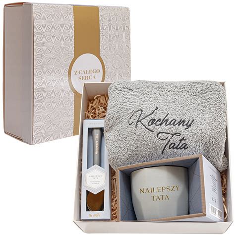 Fotografia plechového hrnčeka s nápisom pre otca.