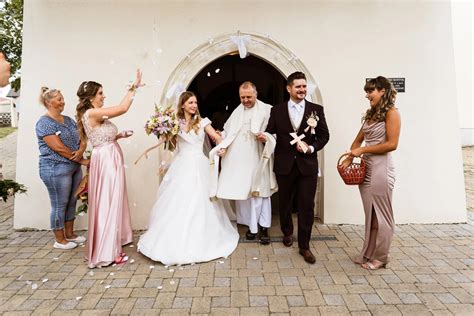 Tematické svadobné fotografie, detaily z obradu a hostiny