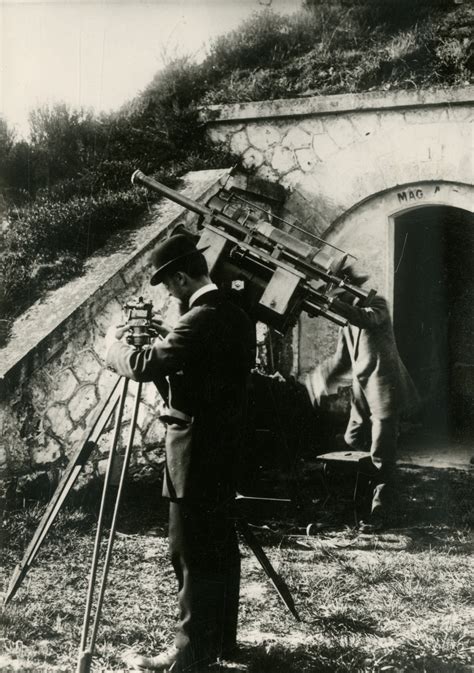 Fotografia astronóma J. Janssena v Meudonskom observatóriu, kde pracoval Štefánik