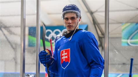 Juraj Slafkovský počas emotívnej oslavy