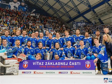 Hokejový tím Nitra a pohár Dušana Pašeka bez dotyku