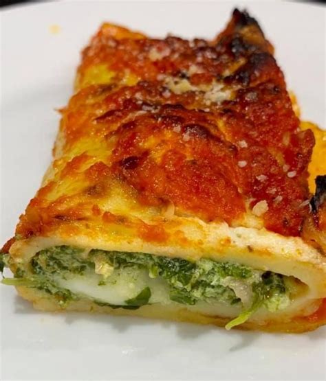 Zapečená slaná žemľovka s ricottou a špenátom