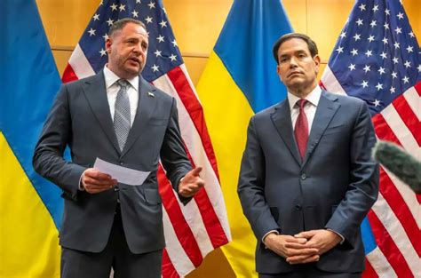 Schéma diplomatických stretnutí medzi Ukrajinou, Ruskom a USA