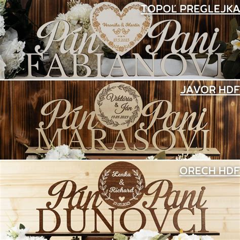 Ukážka drevených dekorácií pre svadobný stôl, vrátane menoviek a podložiek.