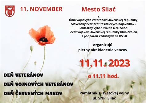 Fotografia červených makov na poli alebo pri pamätníku