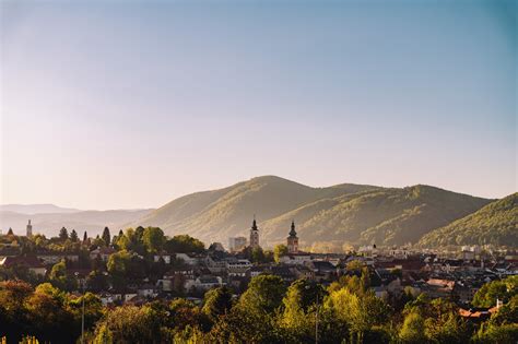 Fotografia erbu a vlajky mesta Zvolen