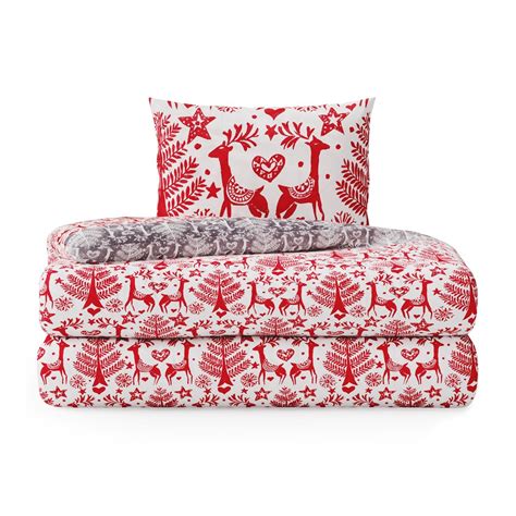 Tematická fotografia vianočného nakupovania alebo bankoviek s vianočným motívom