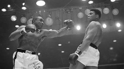 Scéna z boxerského zápasu Muhammada Aliho a Chucka Wepnera, inšpirácia pre film Rocky