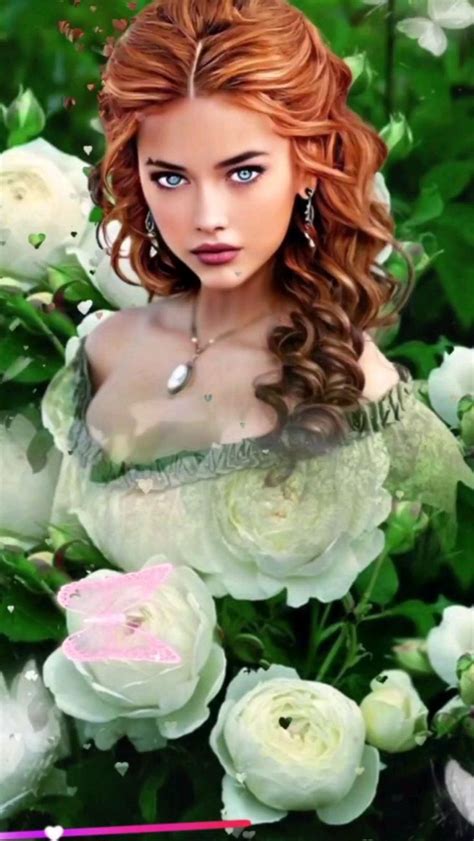 obrázok ženy s úsmevom a kvetmi