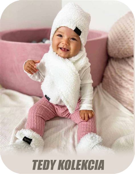 súprava oblečenia pre bábätká s ľudovým motívom