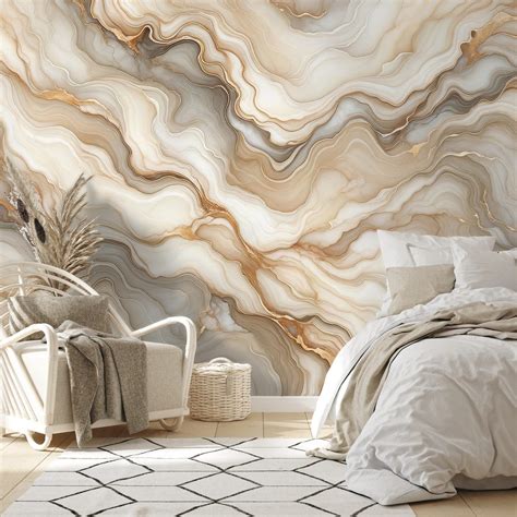 Detailná schéma zdobenia bieleho stromčeka v zlatých a bielych tónoch