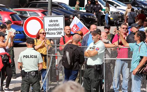 Tematické foto Pamätníka SNP v Banskej Bystrici počas slávností