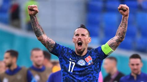 Marek Hamšík s manželkou Martinou Fraňovou na svadobnom dni