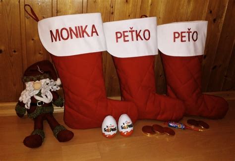 Tematické foto: Mikulášske čižmičky s darčekmi