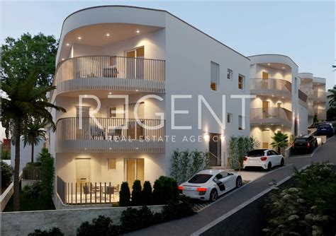 Moderný apartmán s výhľadom na okolie Podhájskej