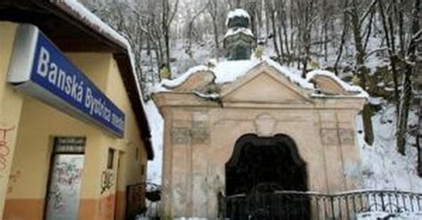 Fotografia kaplnky pri Očanskej studničke