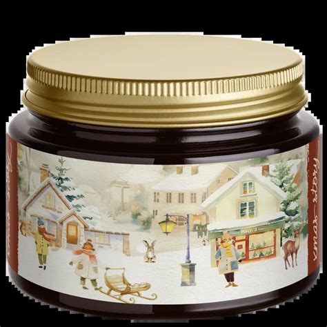 vianočný motív s horiacou sviečkou a produktmi Soaphoria XMAS STORY