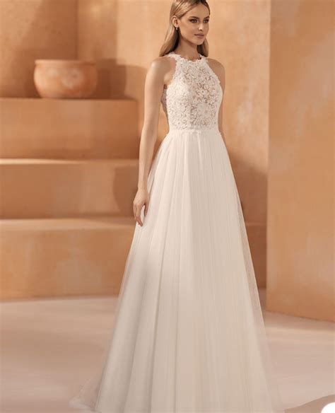 Svadobné šaty Jasmine s detailmi korzetu a výšiviek