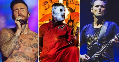 Ilustrácia rôznych typov metalových tričiek s logami známych kapiel