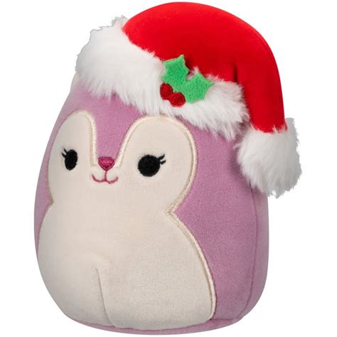 Ilustračná fotografia plyšovej hračky Squishmallows s vianočnou tematikou