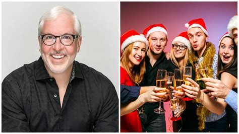 Ilustračná fotografia kolegov na firemnom večierku