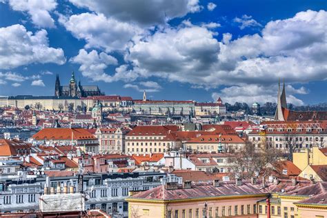 panoramatický výhľad na Prahu z Vyšehradu