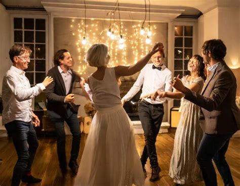 silvestrovská oslava pri bazéne