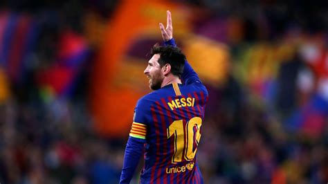 Lionel Messi v drese FC Barcelona po strelení prvého gólu