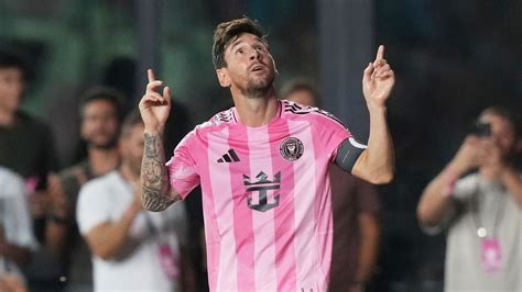 Lionel Messi oslavuje s olympijským zlatom