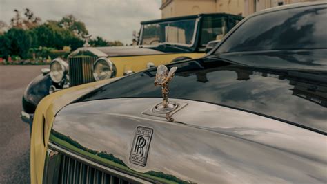 Rolls-Royce v scéne z filmu alebo reklamy