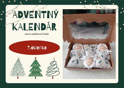 Dieťa s úsmevom otvárajúce okienko adventného kalendára s autíčkami