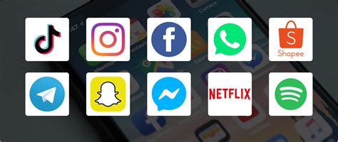 Screenshoty: Rôzne aplikácie na vianočné tapety z Google Play Store