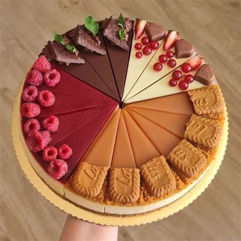 Fotografia bezlepkového kokosového cheesecaku