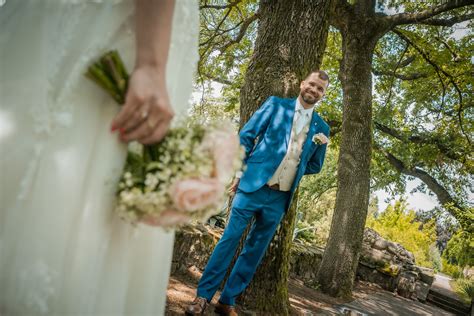 Svadobné fotografie s mladomanželmi v scenérii Súľovských skál