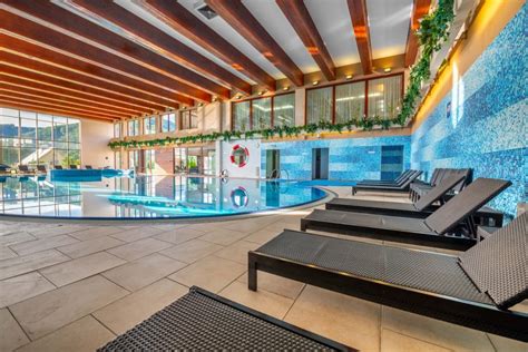 Fotografia interiérového bazéna vo Wellness Hoteli Diplomat