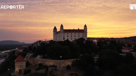 zábery z dronu nad svadobným obradom