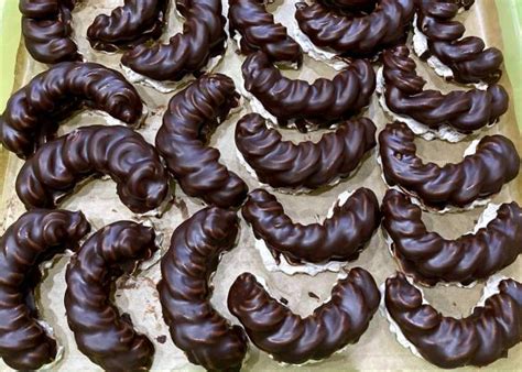 parížske rožky s čokoládovou polevou