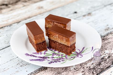 reprezentatívny Opitý Izidor s čokoládovou polevou