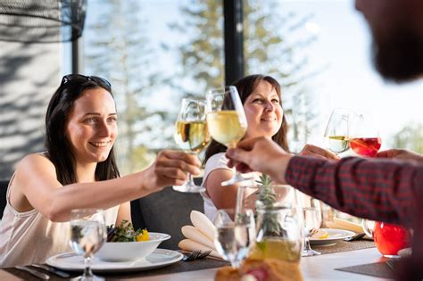 fotografia zvierat v obore pri reštaurácii Furman