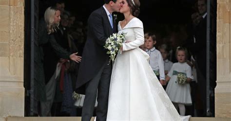 Svadobné foto princeznej Eugenie a Jacka Brooksbanka s rodinou