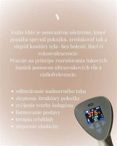 Ilustračná fotografia znázorňujúca aplikáciu akupunktúrnych ihiel do tela pacienta.