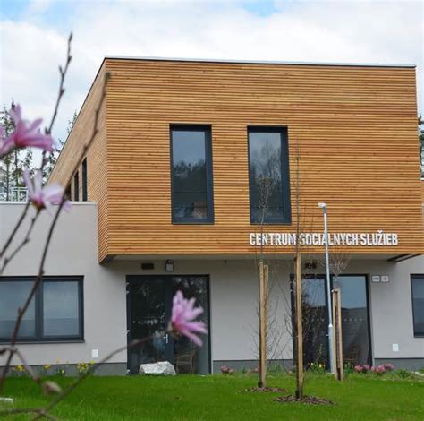 Fotografia dokončeného Centra sociálnych služieb Šenkvice
