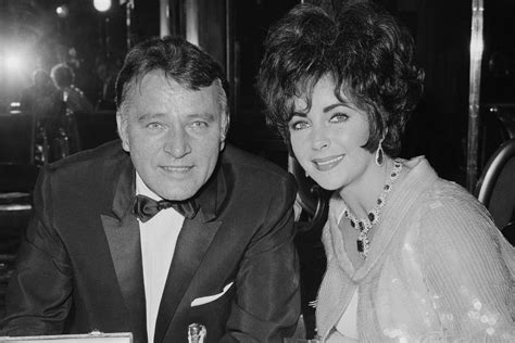 Richard Burton a Elizabeth Taylor spoločne na verejnosti