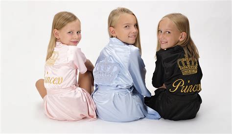 Personalizované detské osušky s kapucňou a župany s vyšitým menom
