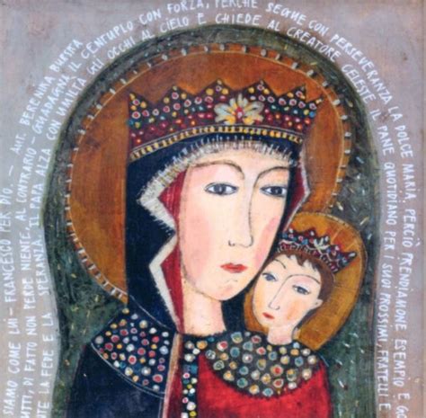 Ilustrácia krstného obradu s kňazom, dieťaťom a krstnými rodičmi.