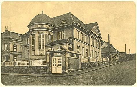 Nemocničná budova postavená v roku 1930