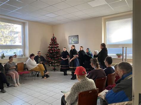 Fotografia speváckeho zboru Grünwald alebo vystúpenia detí v Karpatskonemeckom spolku