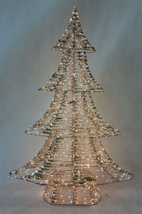 ilustračné foto: drôtený svietiaci stromček